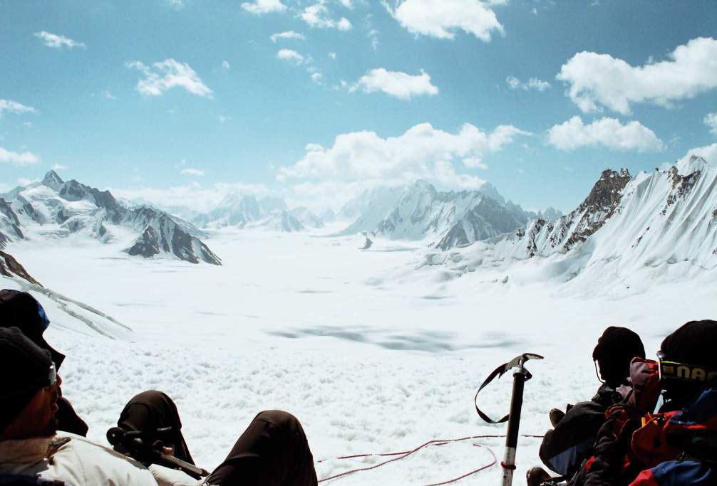 Snow Lake & Hisper La Trek